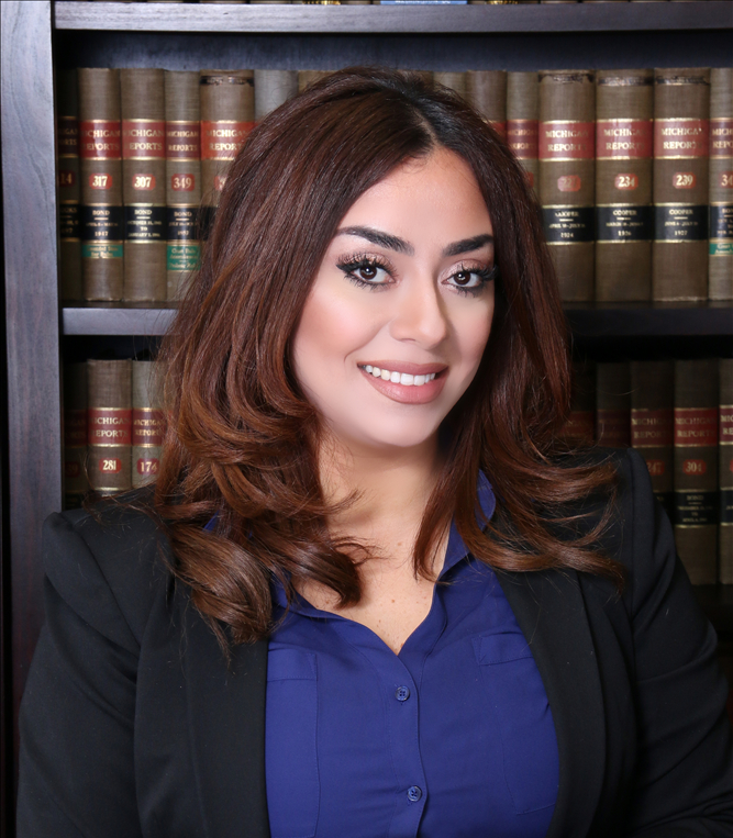 مجموعة حبالله القانونية في ديربورن ميشيغان | محامية هجرة عربية